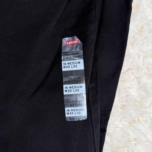 Levi's Women’s Black Jeans - Picture 2 of 7